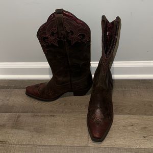 Cowgirl Boots women size 8
